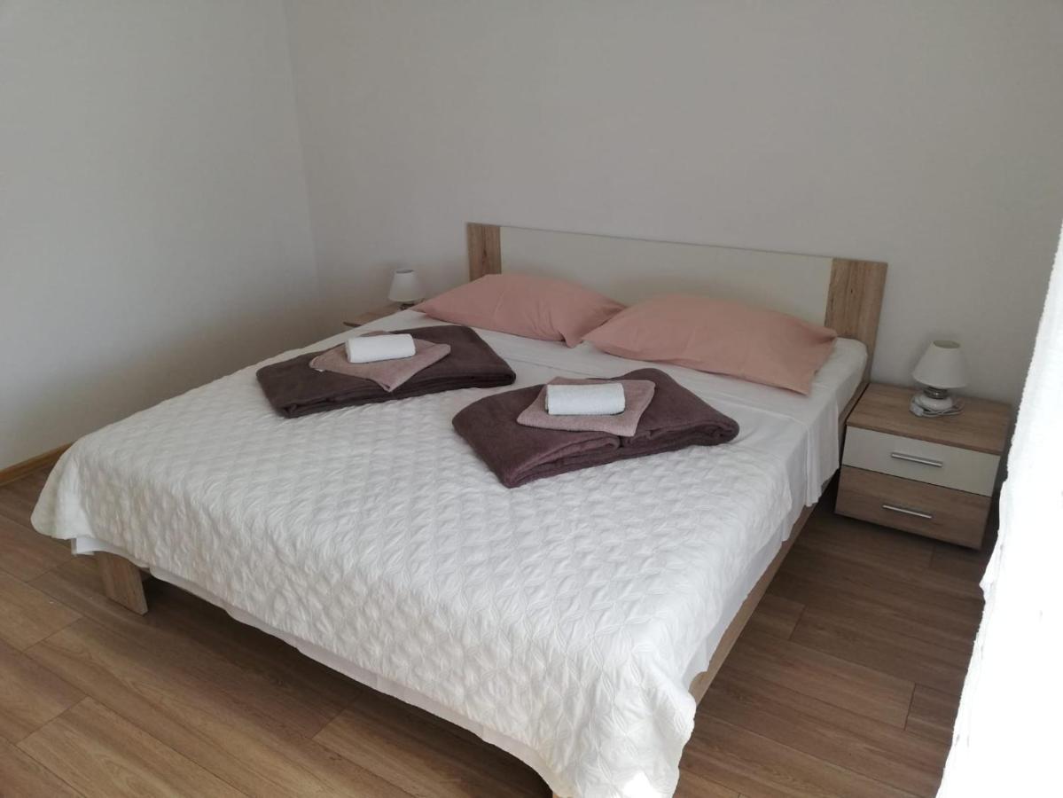 דירות שיבניק Apartman Morean מראה חיצוני תמונה
