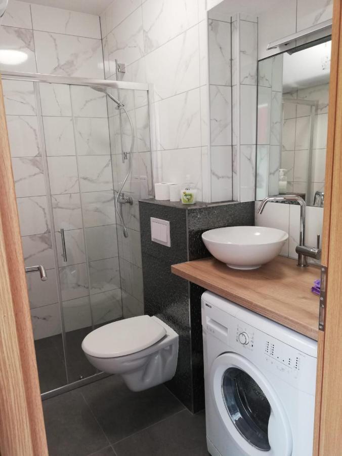דירות שיבניק Apartman Morean מראה חיצוני תמונה